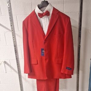 Elegant Red Men's Suit with Bow Tie